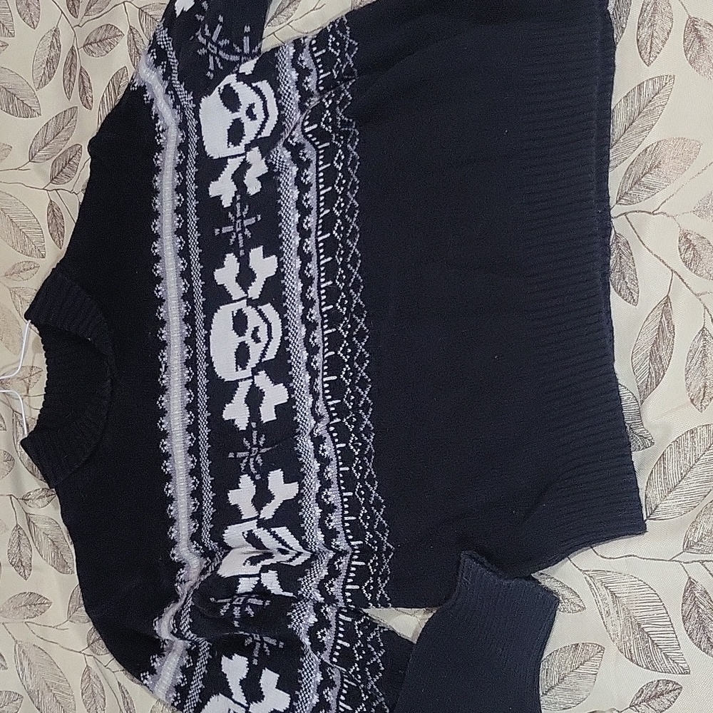 ❤️5for25 skull sweater